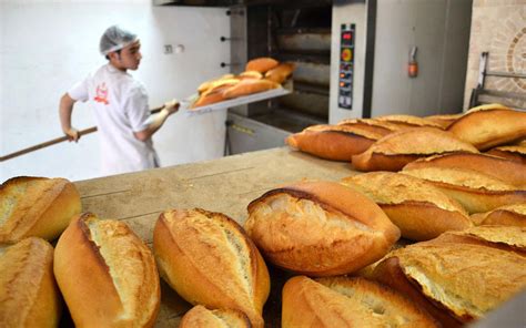 Istanbul da ekmek kaç lira